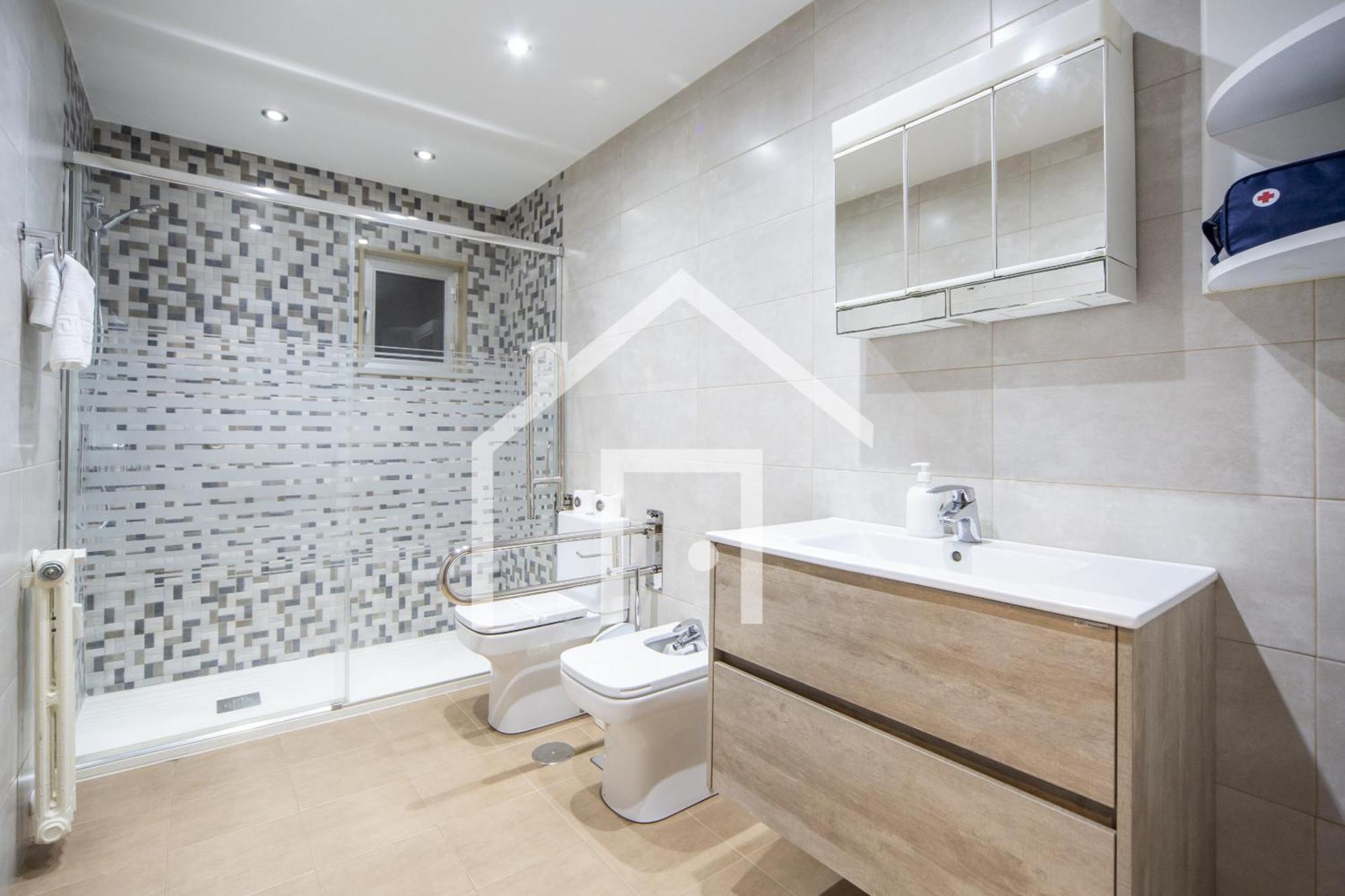 Ferienwohnung Atico Quintana II - Con Terraza, En El Centro Con Wifi Y Garaje Oviédo Exterior foto
