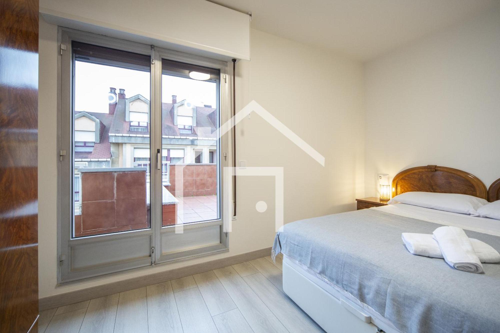 Ferienwohnung Atico Quintana II - Con Terraza, En El Centro Con Wifi Y Garaje Oviédo Exterior foto
